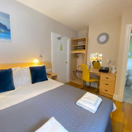 Beulah Guest House Portrush Bagian luar foto
