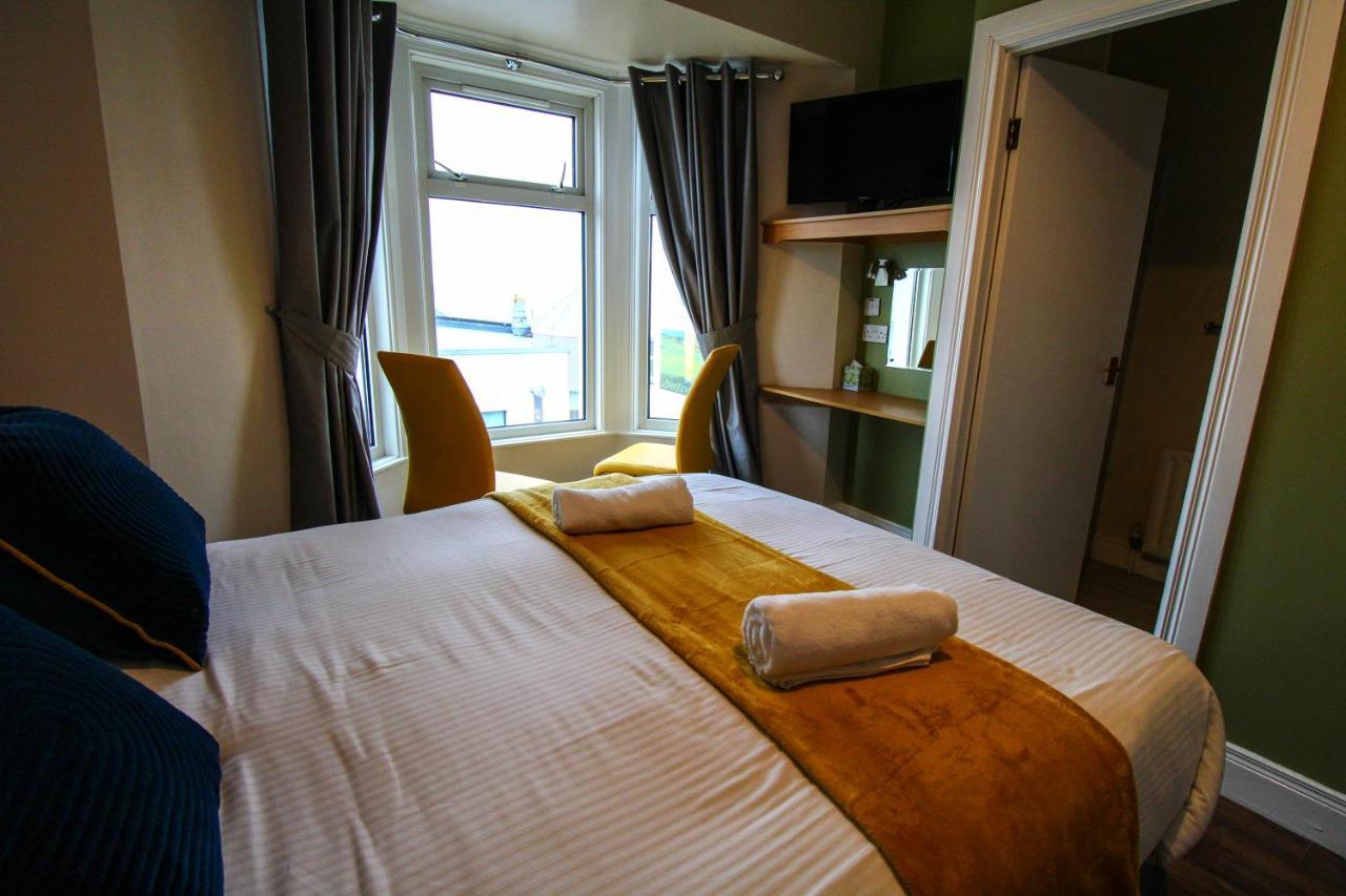 Beulah Guest House Portrush Bagian luar foto