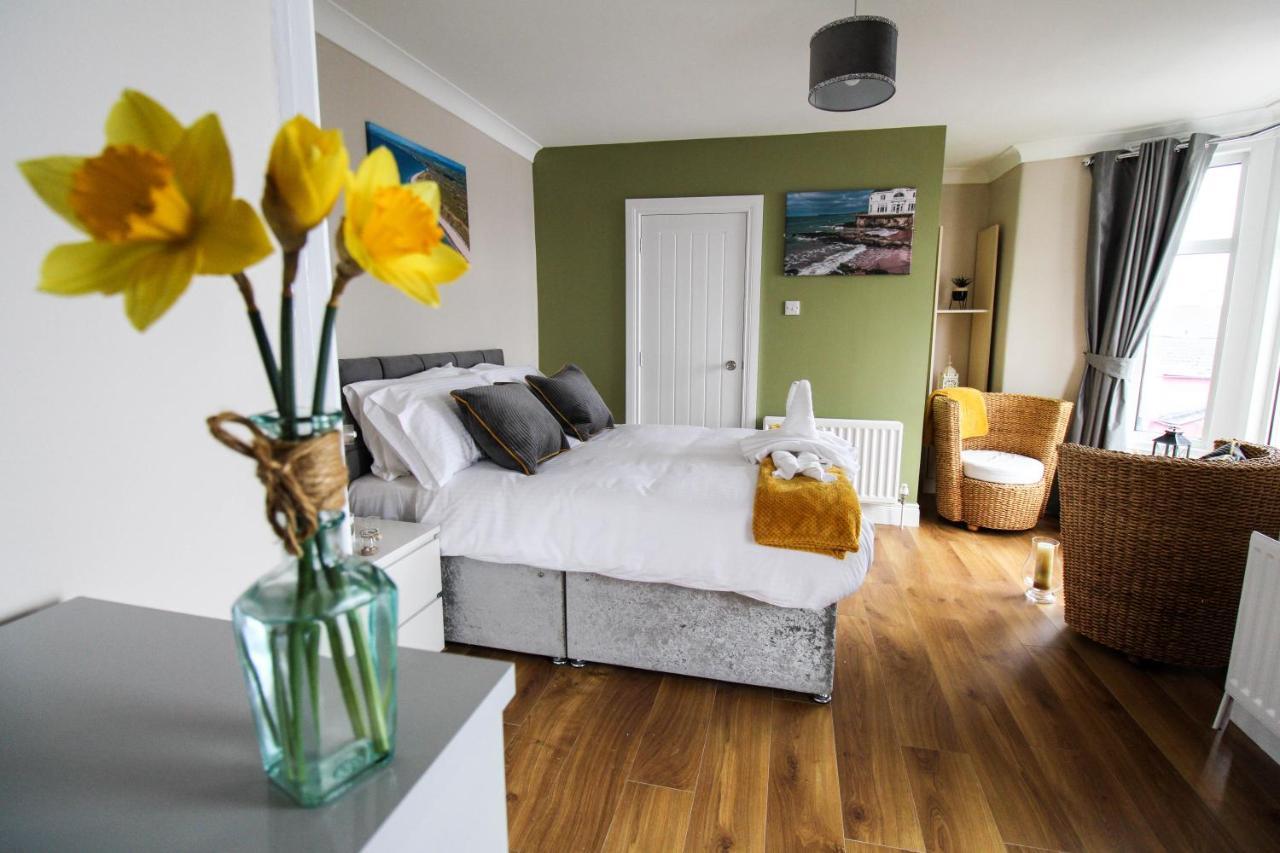 Beulah Guest House Portrush Bagian luar foto