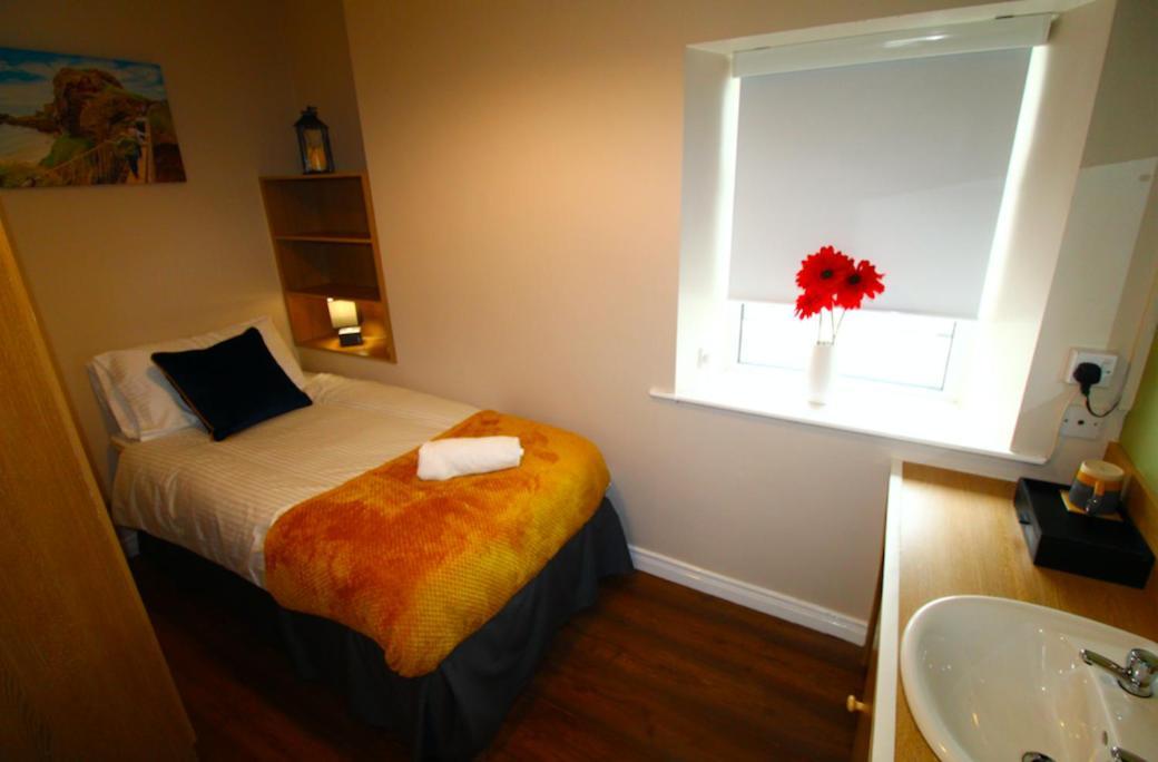 Beulah Guest House Portrush Bagian luar foto