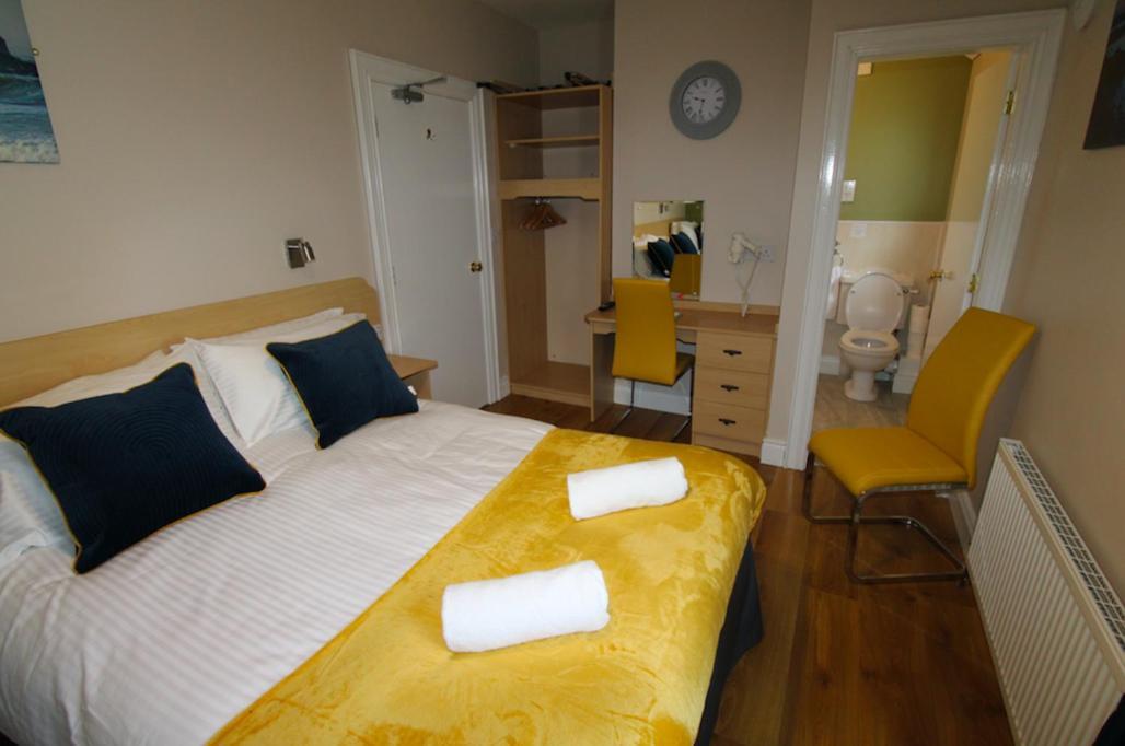 Beulah Guest House Portrush Bagian luar foto