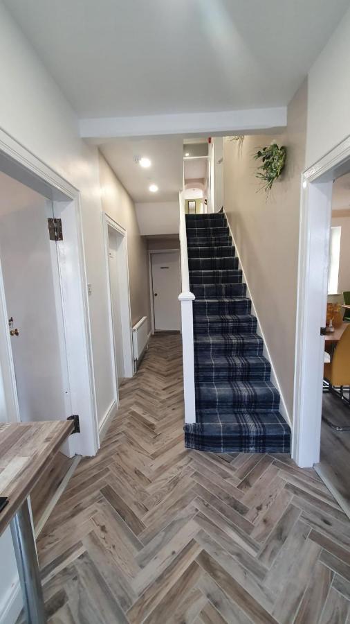 Beulah Guest House Portrush Bagian luar foto