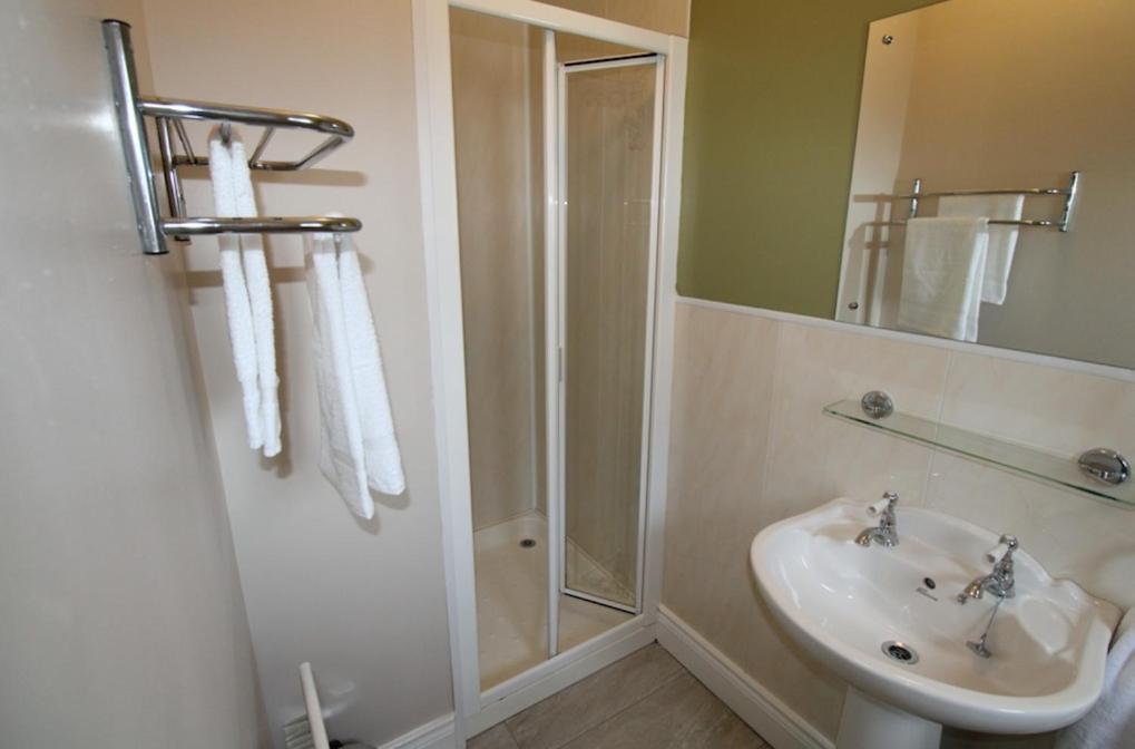 Beulah Guest House Portrush Bagian luar foto