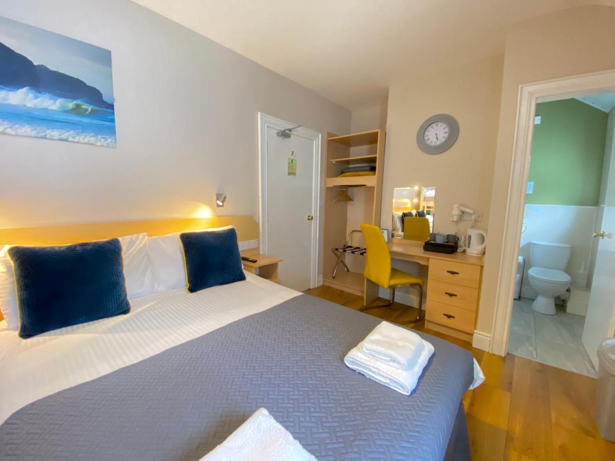 Beulah Guest House Portrush Bagian luar foto