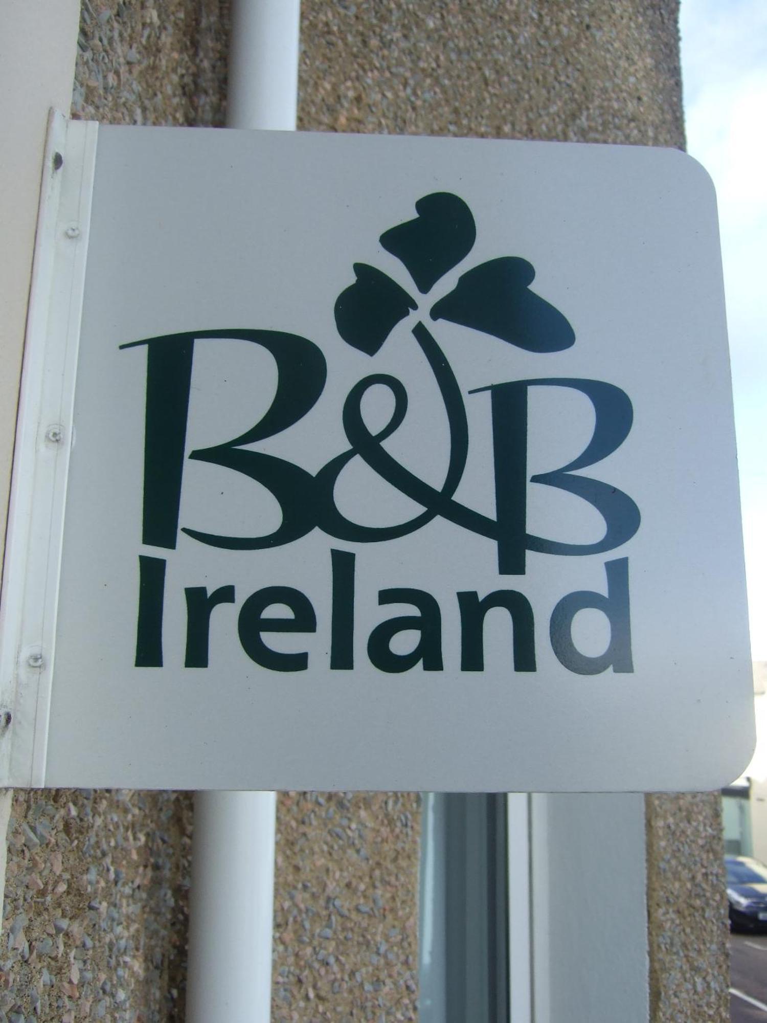 Beulah Guest House Portrush Bagian luar foto