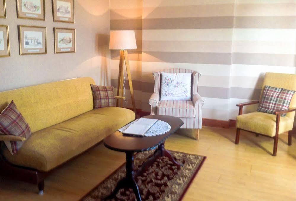 Beulah Guest House Portrush Bagian luar foto